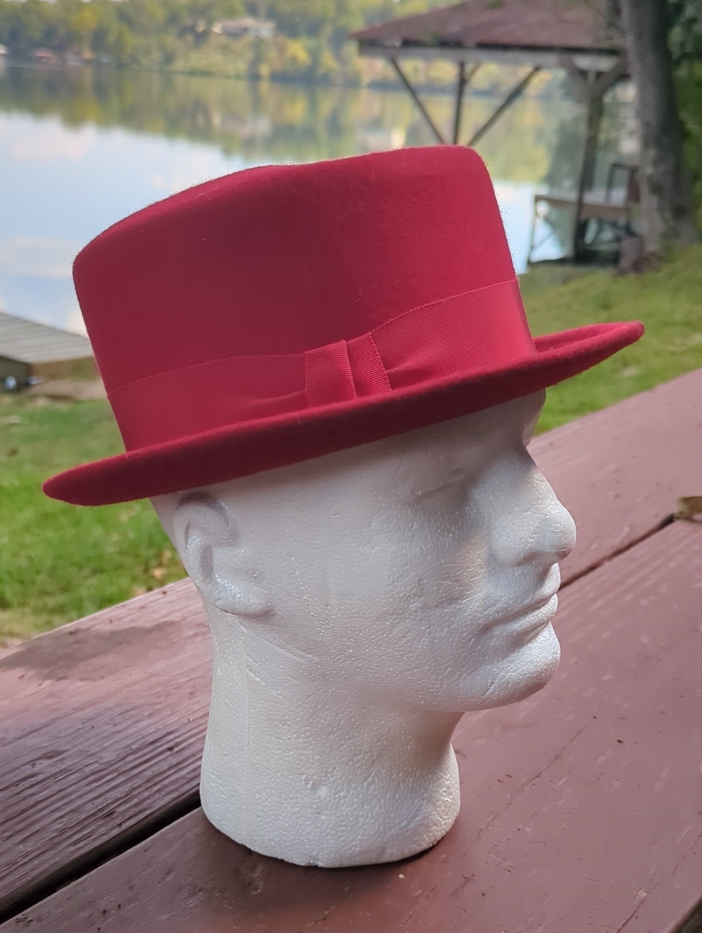 VINTAGE Betmar Street Smart Red Wool Felt Pork Pie Style Hat